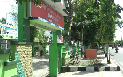 BERBENAH ATAU TERBENAM?